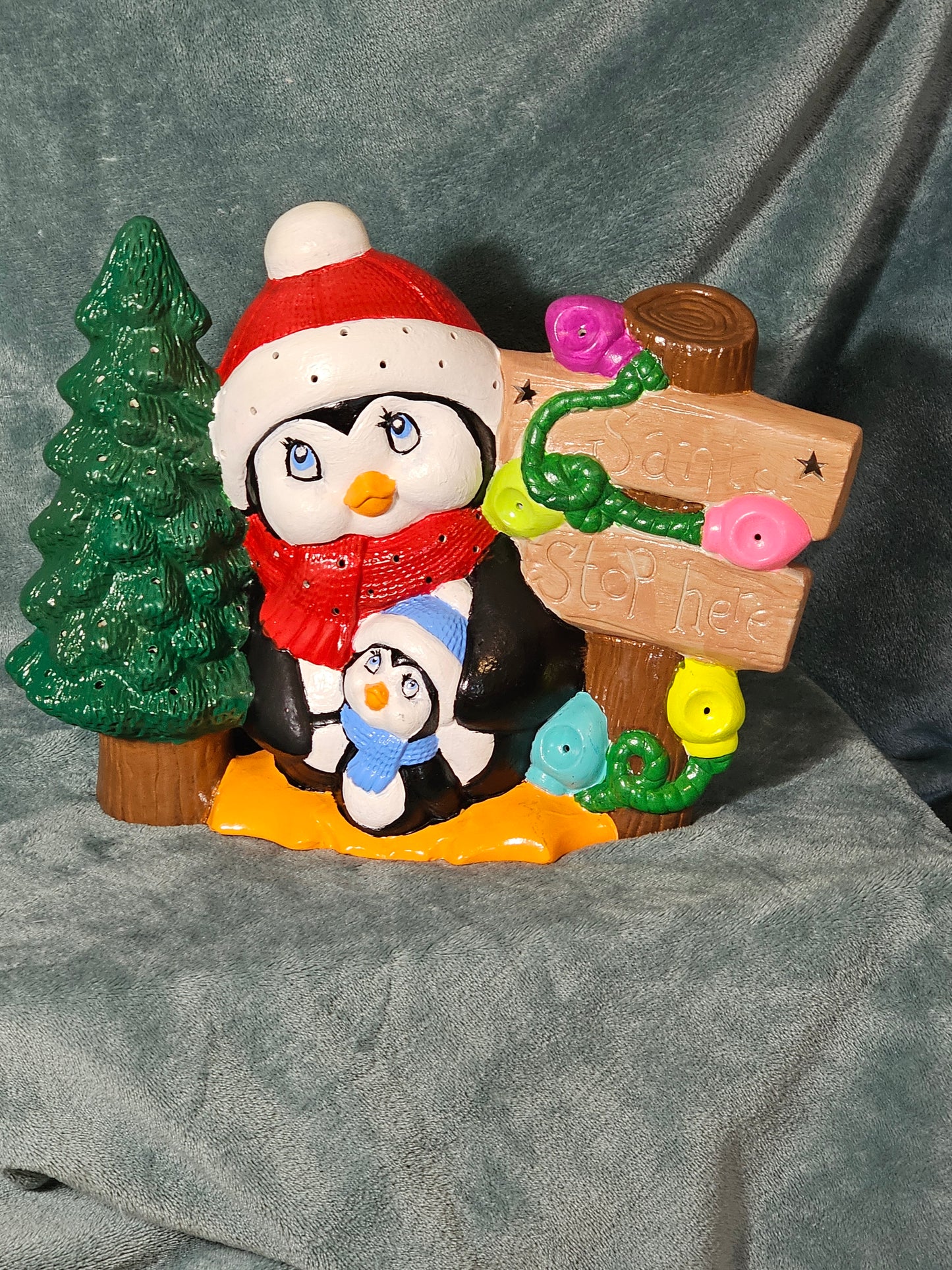 Ceramic Welcome Penguins Christmas