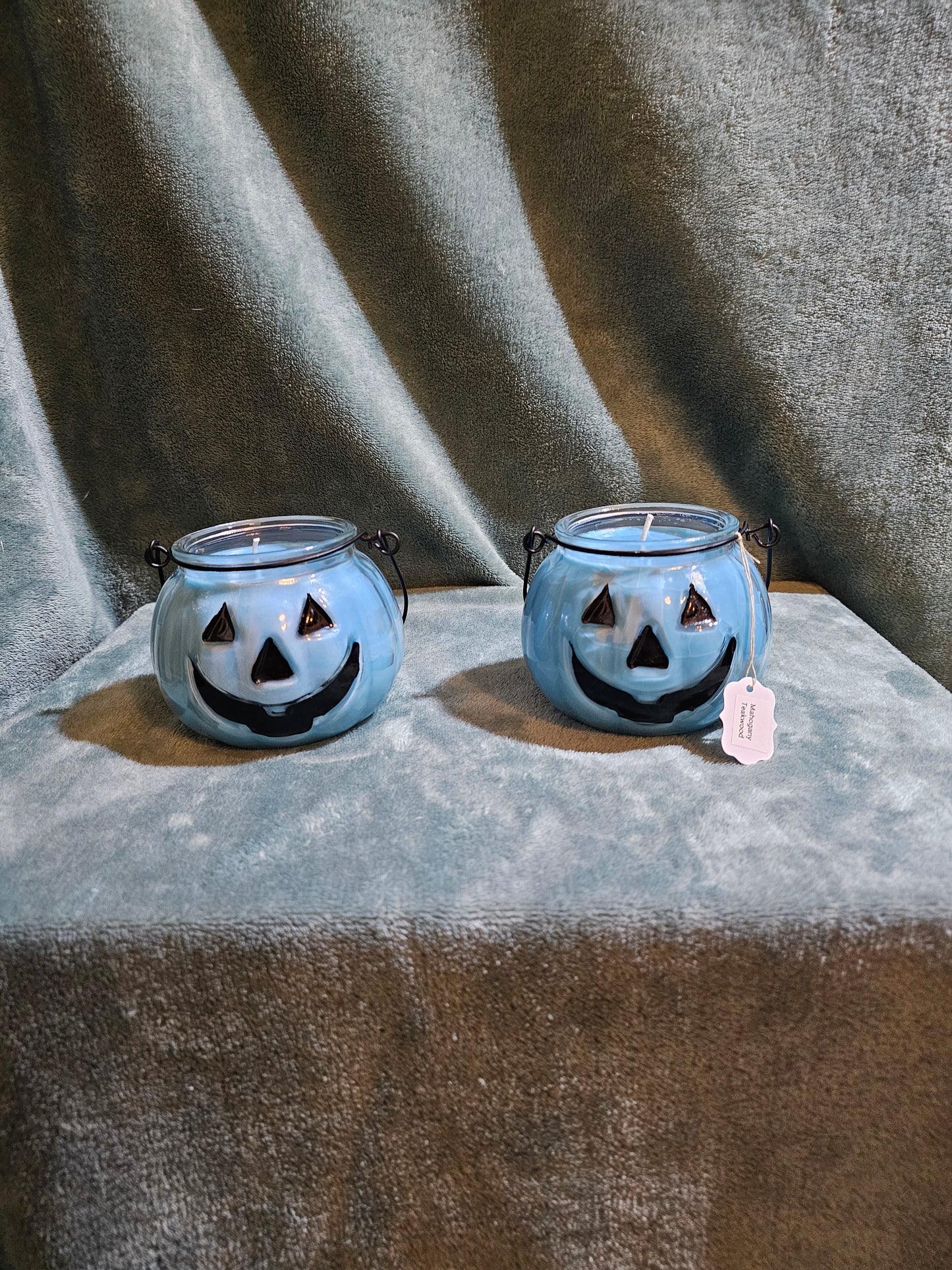 Pumpkin Mahgonee Teakwood Candle